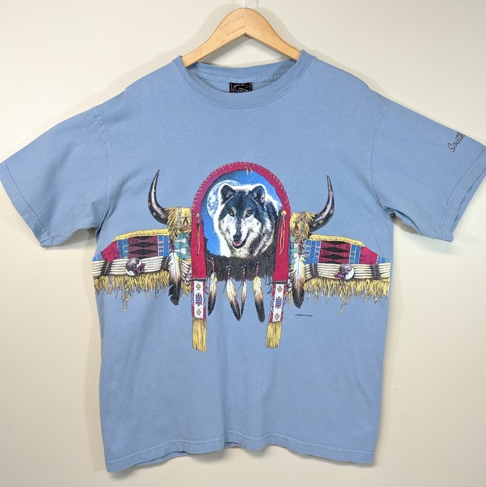 Vintage 90's Wolf South Dakota T-Shirt